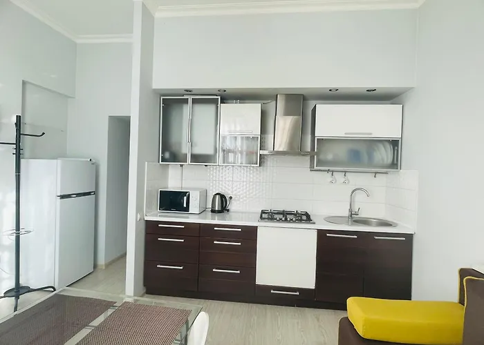 на дорошенка 1, краща локація,центр