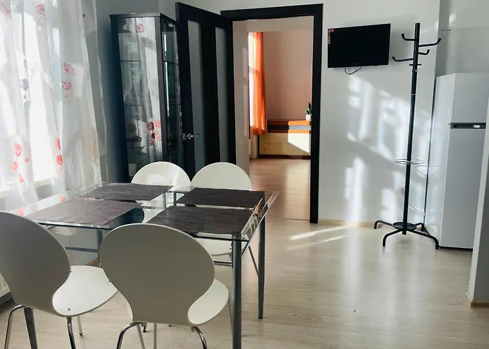 на дорошенка 1, краща локація,центр Apartamento Leópolis