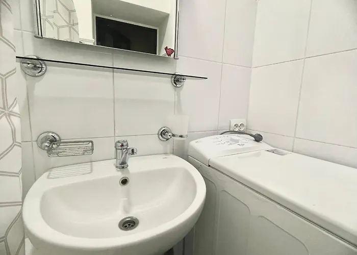 на дорошенка 1, краща локація,центр Apartmán *