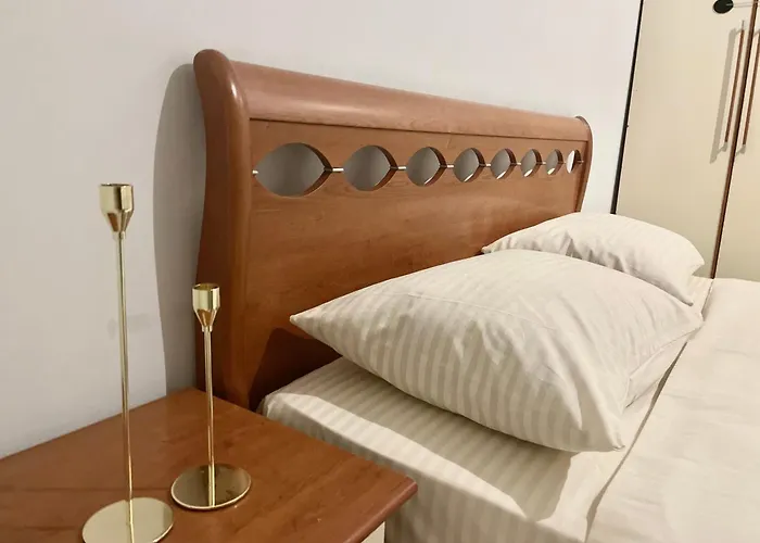 на дорошенка 1, краща локація,центр Apartamento Leópolis