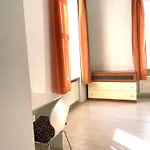 на дорошенка 1, краща локація,центр * Leópolis