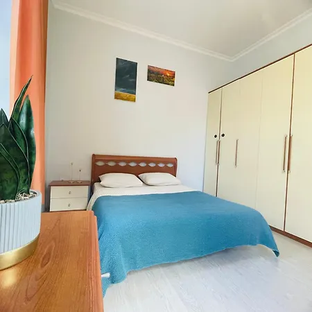 на дорошенка 1, краща локація,центр Apartamento Leópolis